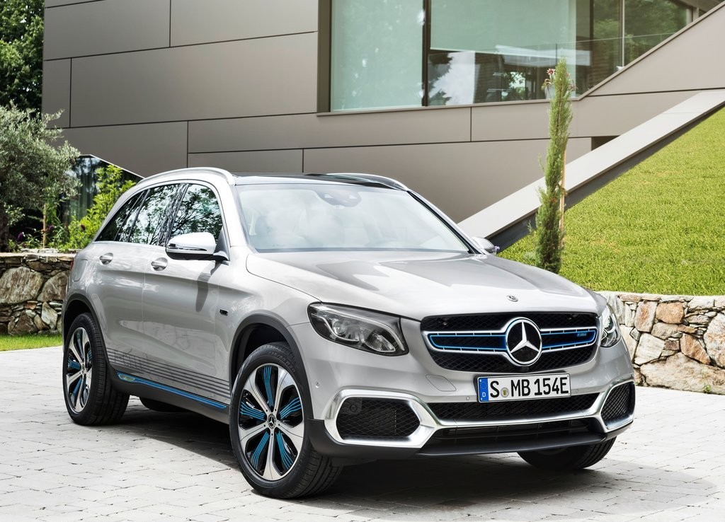 MERCEDES-BENZ GLC F-CELL CONCEPT